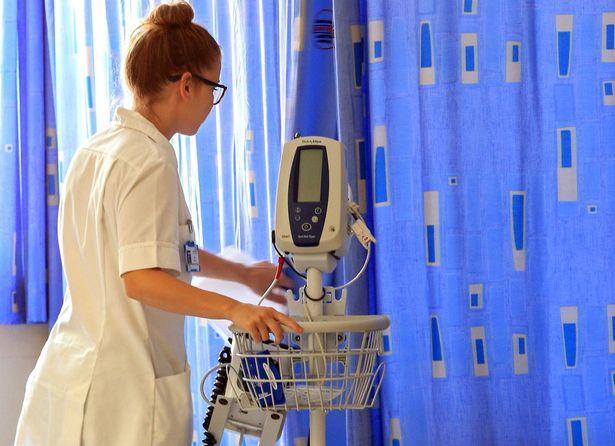 英国用工荒加剧 部分医院护士被要求身兼多职