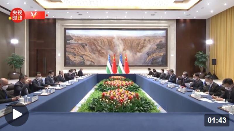 独家视频丨习近平同乌兹别克斯坦总统米尔济约耶夫会谈