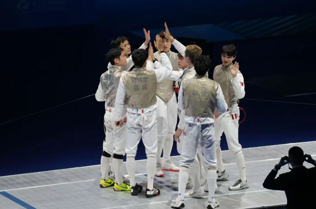 大湾区万千气象，在这团火中藏不住了