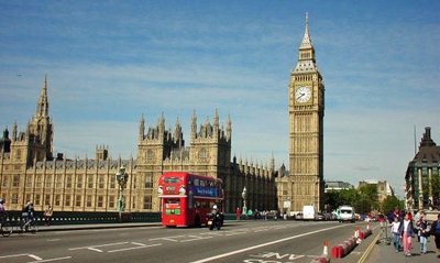 英国推出经济革新举措提振市场活力